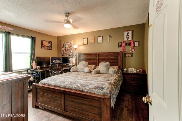 2230 Chesterfield Drive, Maryville, TN 37803
