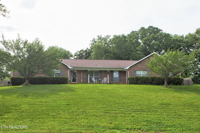 2230 Chesterfield Drive, Maryville, TN 37803