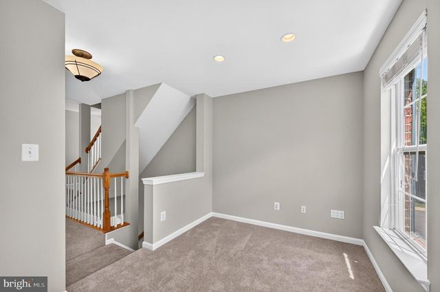 26025 MURREY DR, Chantilly, VA 20152