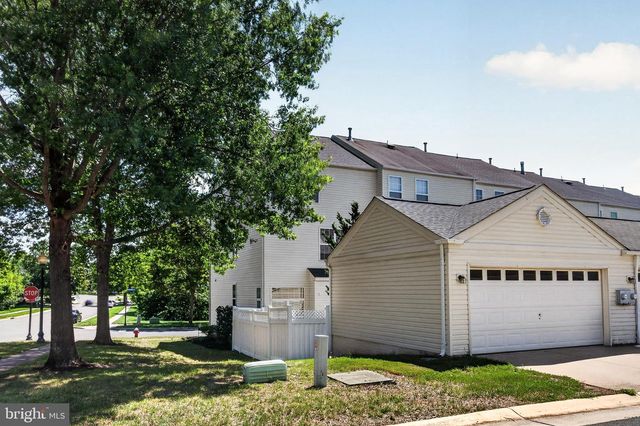 26025 MURREY DR, Chantilly, VA 20152