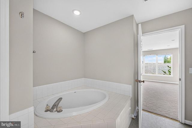 26025 MURREY DR, Chantilly, VA 20152