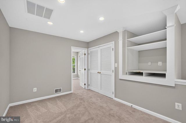 26025 MURREY DR, Chantilly, VA 20152
