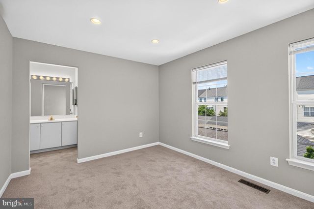 26025 MURREY DR, Chantilly, VA 20152