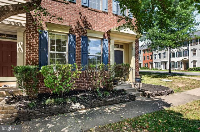 26025 MURREY DR, Chantilly, VA 20152