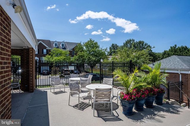 26025 MURREY DR, Chantilly, VA 20152