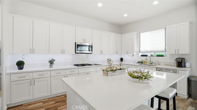 4727 W Vahan Court, Lancaster, CA 93536