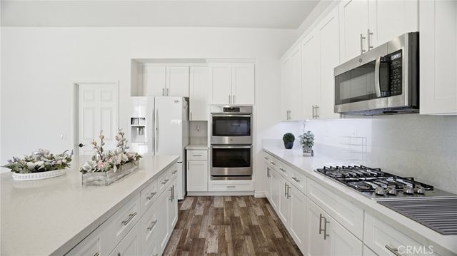 4727 W Vahan Court, Lancaster, CA 93536