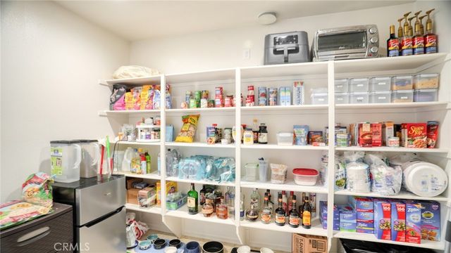 4727 W Vahan Court, Lancaster, CA 93536