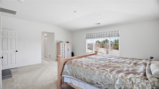 4727 W Vahan Court, Lancaster, CA 93536