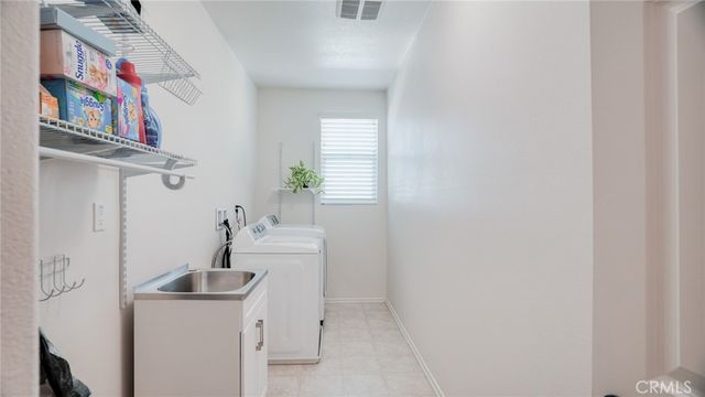 4727 W Vahan Court, Lancaster, CA 93536