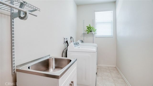 4727 W Vahan Court, Lancaster, CA 93536