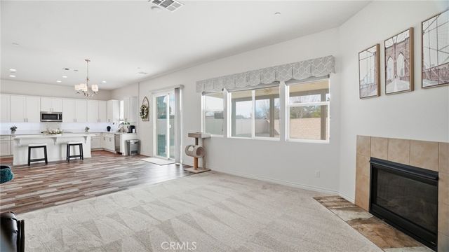 4727 W Vahan Court, Lancaster, CA 93536