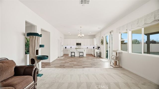 4727 W Vahan Court, Lancaster, CA 93536