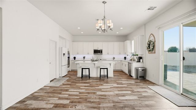 4727 W Vahan Court, Lancaster, CA 93536