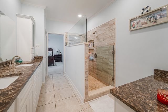 1294 Burma Rd, Thibodaux, LA 70301