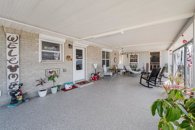 1294 Burma Rd, Thibodaux, LA 70301