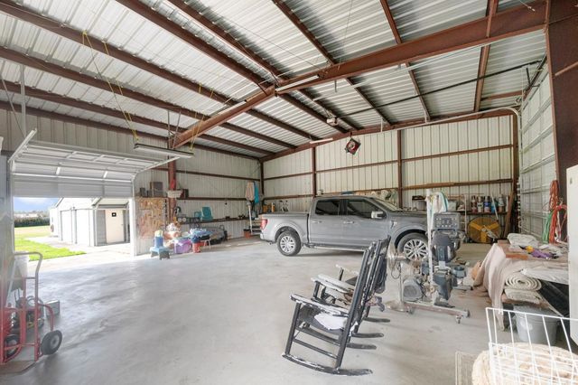 1294 Burma Rd, Thibodaux, LA 70301