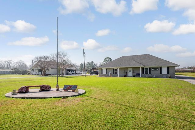 1294 Burma Rd, Thibodaux, LA 70301
