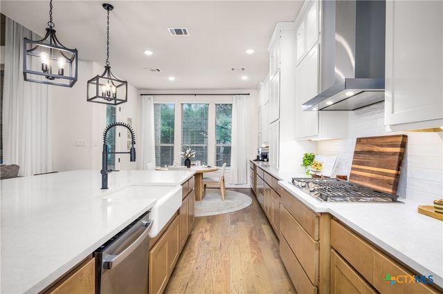 1411 Lyme Park, Bulverde, TX 78163