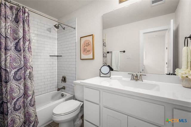 1411 Lyme Park, Bulverde, TX 78163