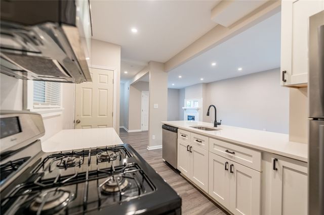 73 Pasadena St, Mt Washington, PA 15211