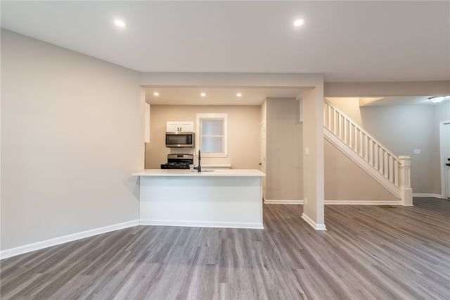 73 Pasadena St, Mt Washington, PA 15211