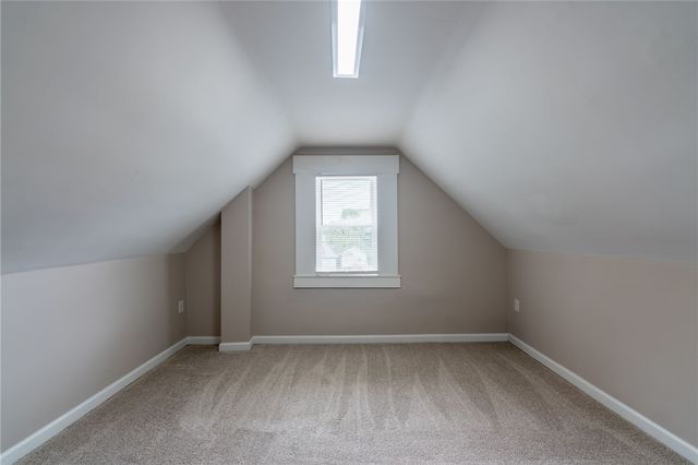 73 Pasadena St, Mt Washington, PA 15211