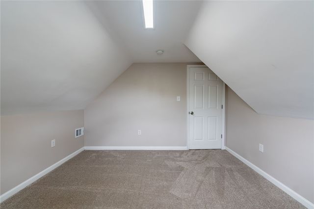73 Pasadena St, Mt Washington, PA 15211