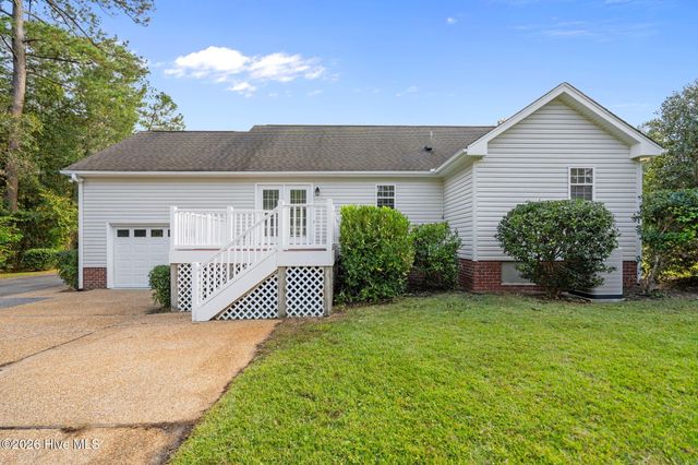 1136 Town Creek Road NE, Leland, NC 28451