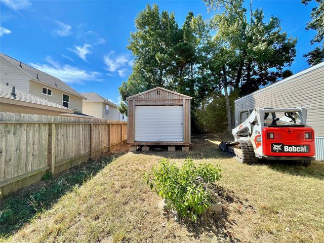16657 E Forrestal, Montgomery, TX 77316