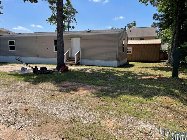16657 E Forrestal, Montgomery, TX 77316