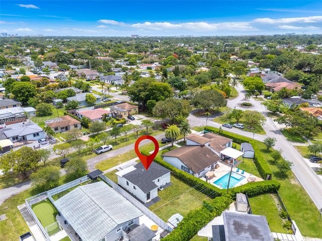 3250 SW 68th Ave, Miami, FL 33155