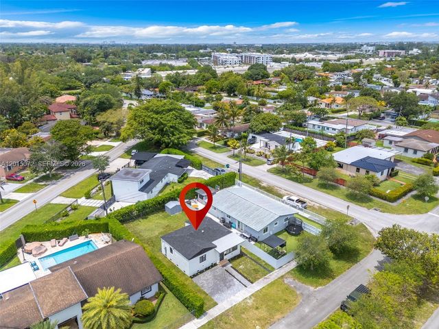 3250 SW 68th Ave, Miami, FL 33155