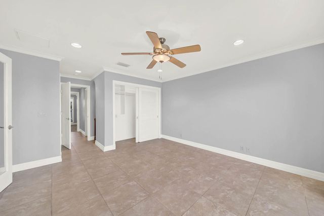 624 SW Saint Lucie Crescent 406, Stuart, FL 34994