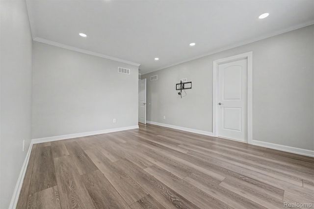 35105 Wellston Avenue, Sterling Heights, MI 48312