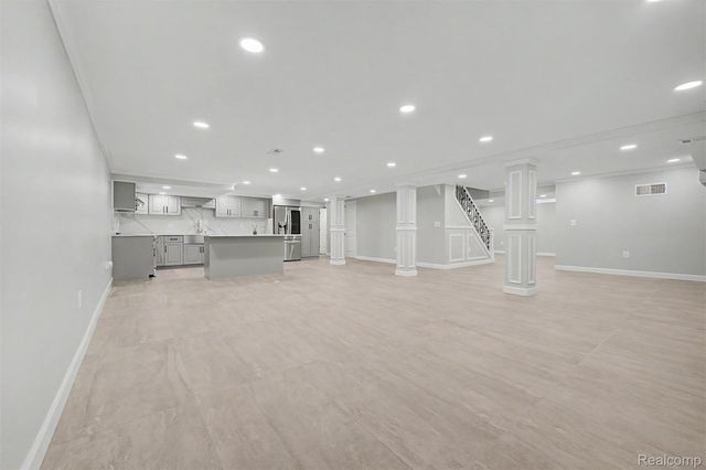 35105 Wellston Avenue, Sterling Heights, MI 48312