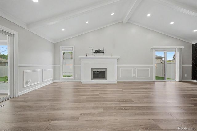 35105 Wellston Avenue, Sterling Heights, MI 48312