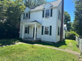 1051 Madison Avenue, Huntington, WV 25704