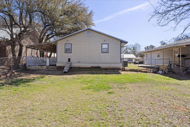 507 E Clifton Street, Stephenville, TX 76401