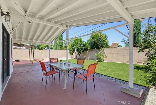 6564 Kelvin Avenue, Los Angeles, CA 91306