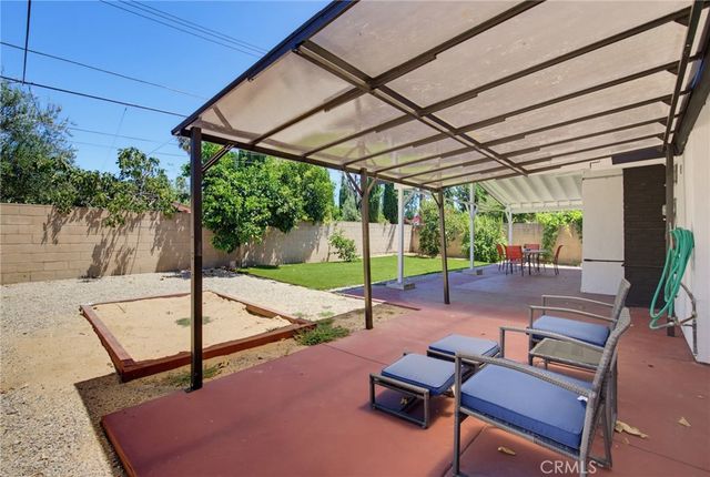 6564 Kelvin Avenue, Los Angeles, CA 91306