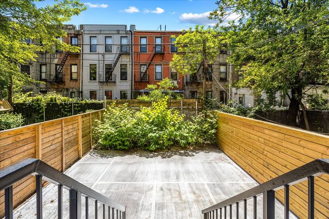 534 KOSCIUSZKO Street, New York City, NY 11221