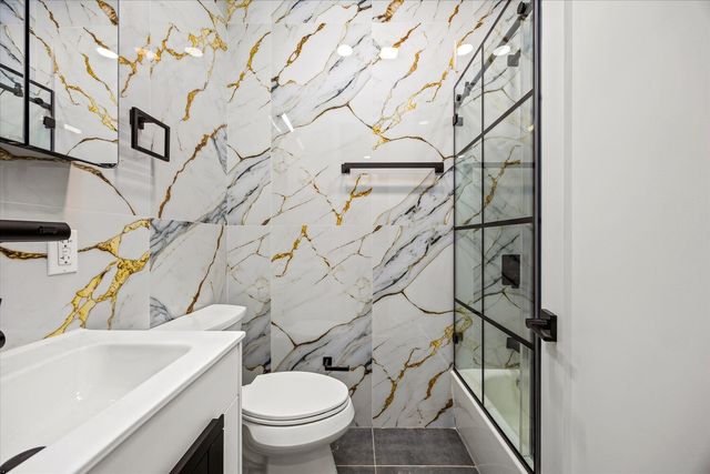 534 KOSCIUSZKO Street, New York City, NY 11221