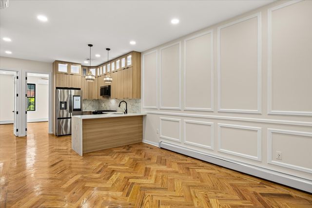 534 KOSCIUSZKO Street, New York City, NY 11221