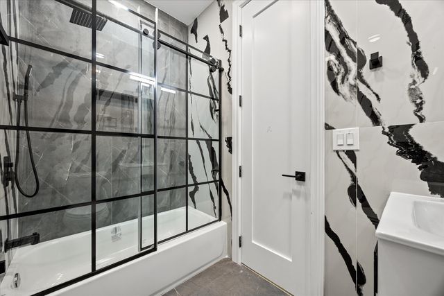 534 KOSCIUSZKO Street, New York City, NY 11221