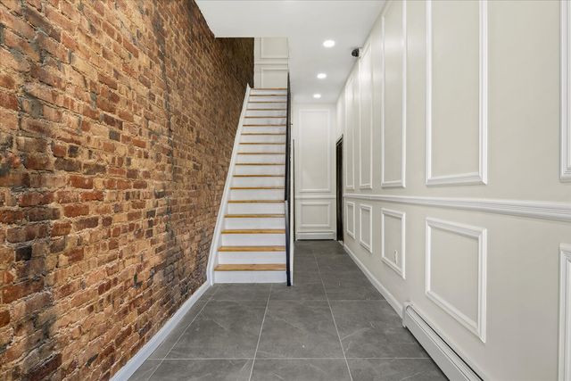 534 KOSCIUSZKO Street, New York City, NY 11221