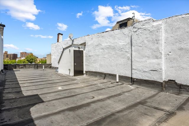 534 KOSCIUSZKO Street, New York City, NY 11221