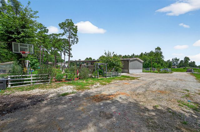 12514 County Road 3740, Cleveland, TX 77327