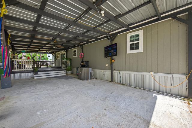 12514 County Road 3740, Cleveland, TX 77327