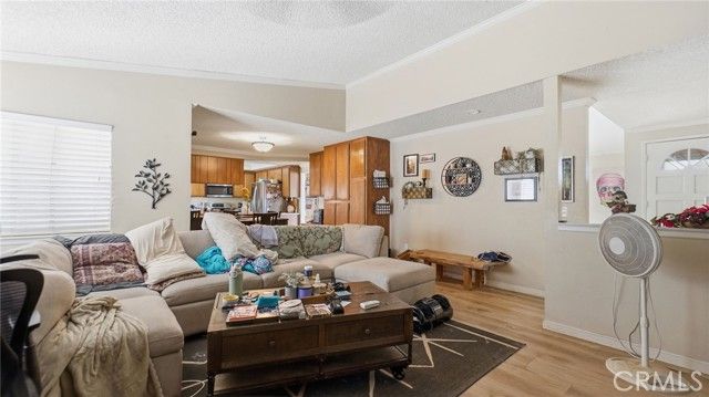 7589 Glider Ave, Hesperia, CA 92345